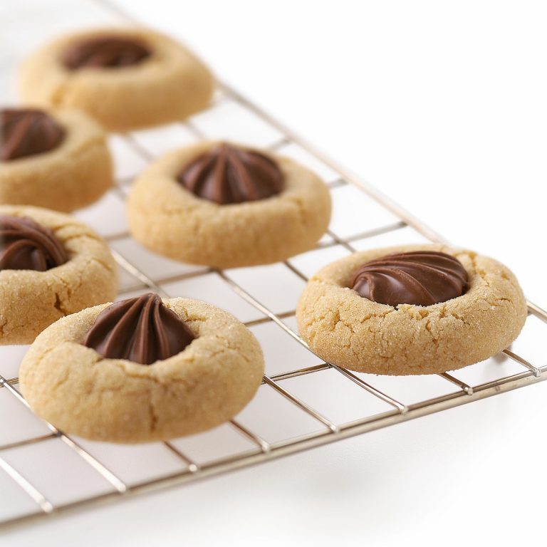 Peanut Butter Blossom Cookies