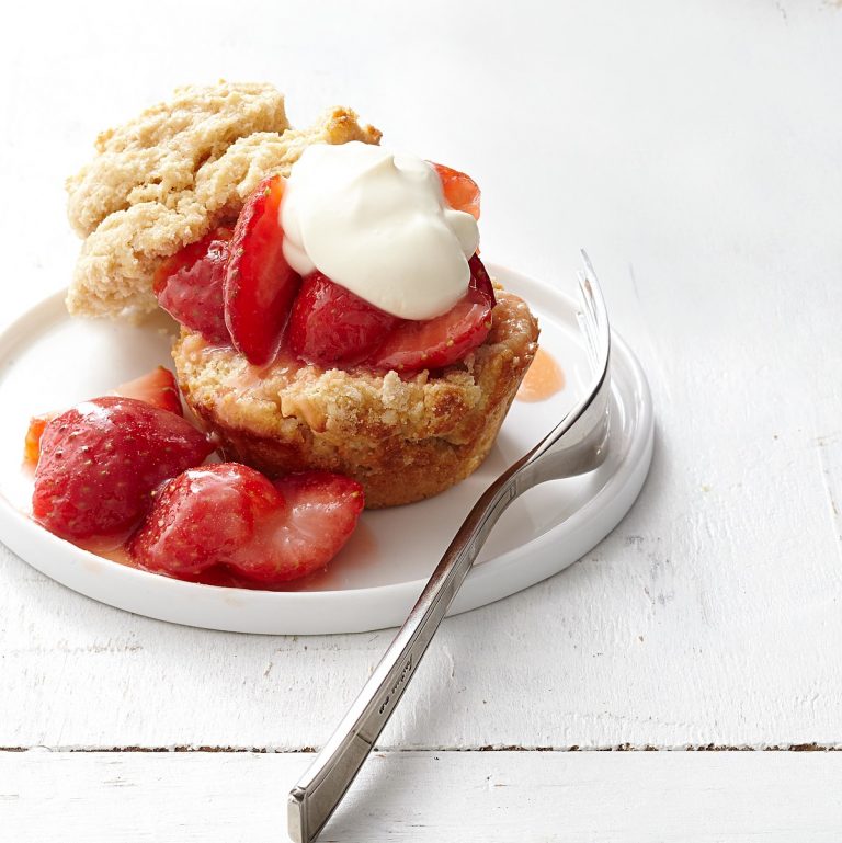 Muffin-Tin Strawberry Shortcakes