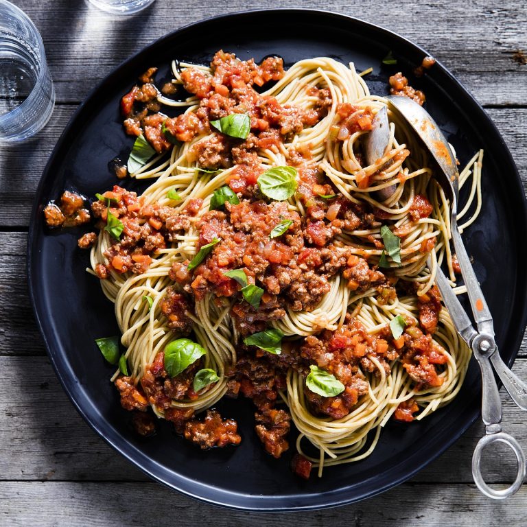 Spaghetti with Quick Meat Sauce