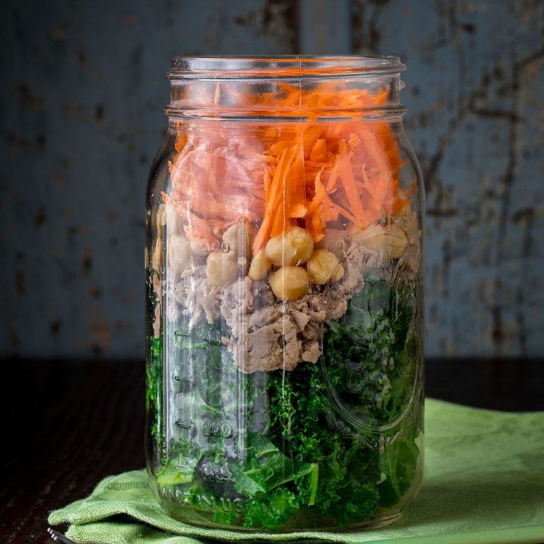 Mason Jar Power Salad with Chickpeas & Tuna