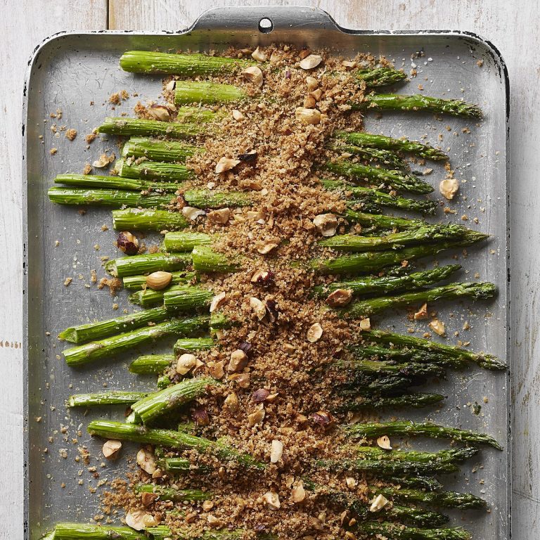 Roasted Asparagus with Parmesan Breadcrumbs